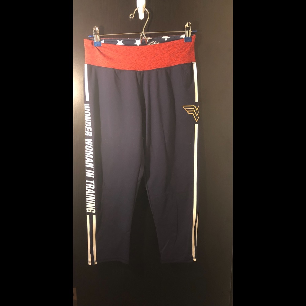 Wonder Woman capris